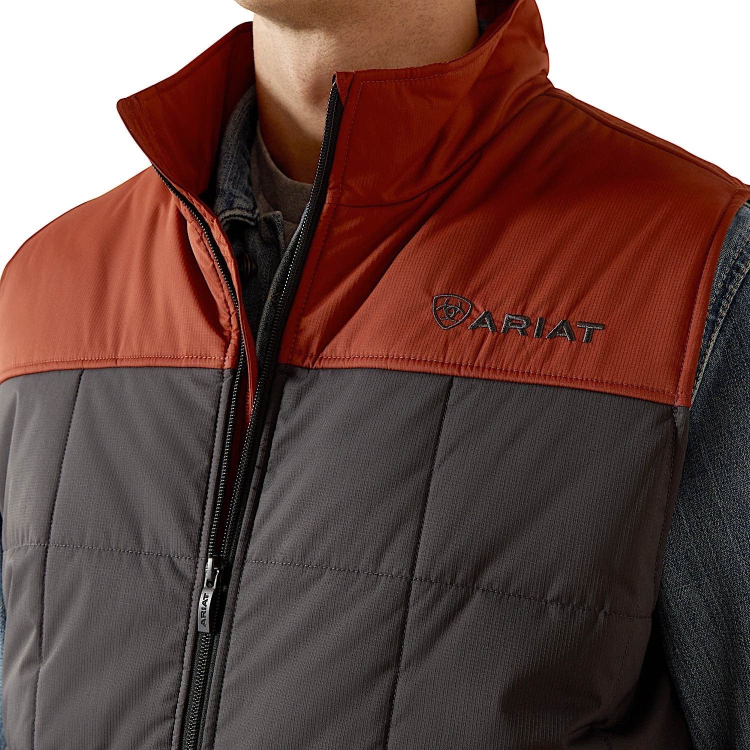 Ariat Men's Cruis Insulated Vest - Smoked Paprika/Phantom - Image 4