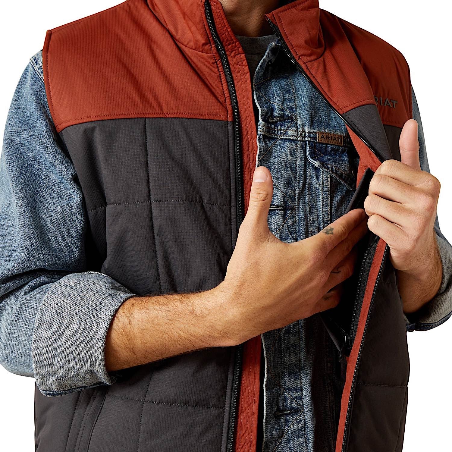 Ariat Men's Cruis Insulated Vest - Smoked Paprika/Phantom - Image 5
