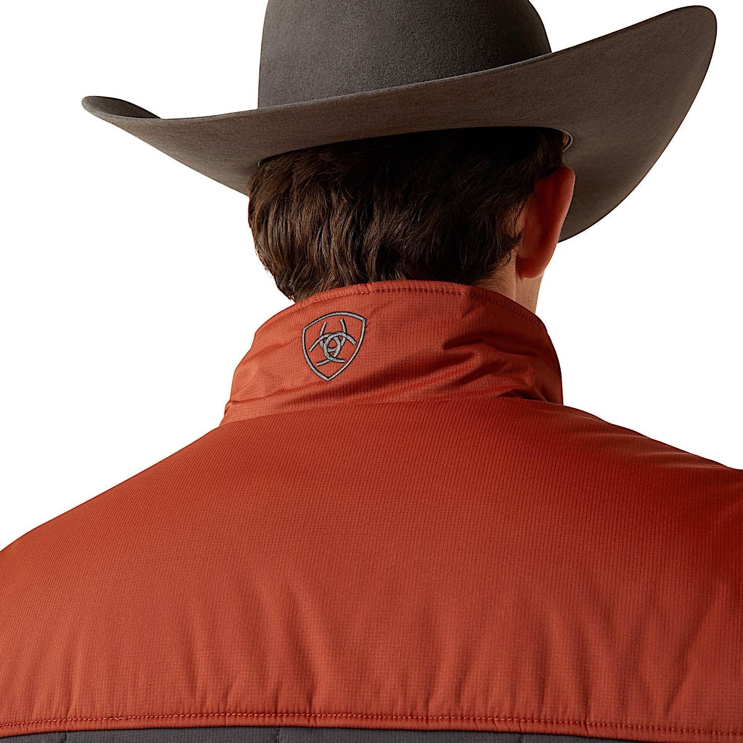 Ariat Men's Cruis Insulated Vest - Smoked Paprika/Phantom - Image 6