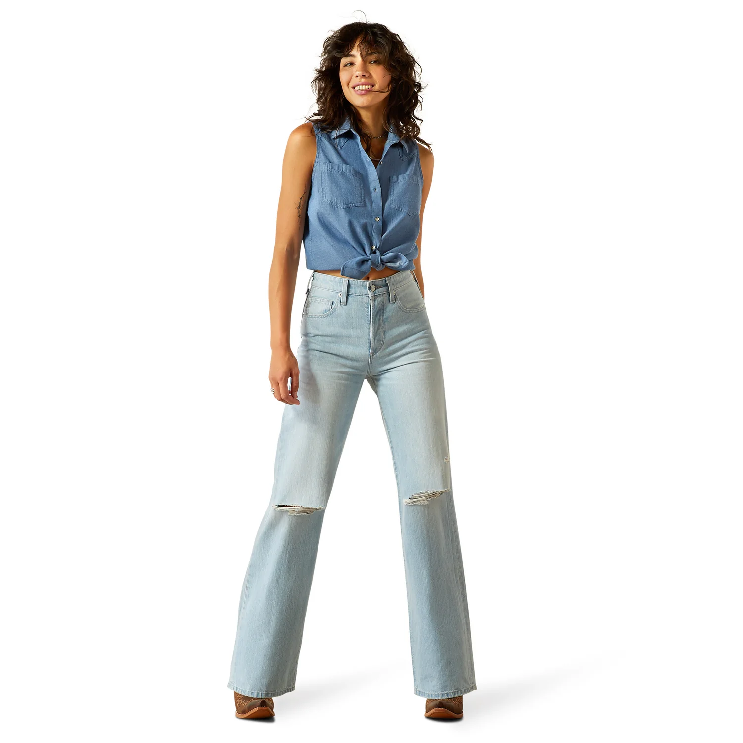 Ariat Women's Billie Jean Sleeveless Shirt - Light Blue - Image 4