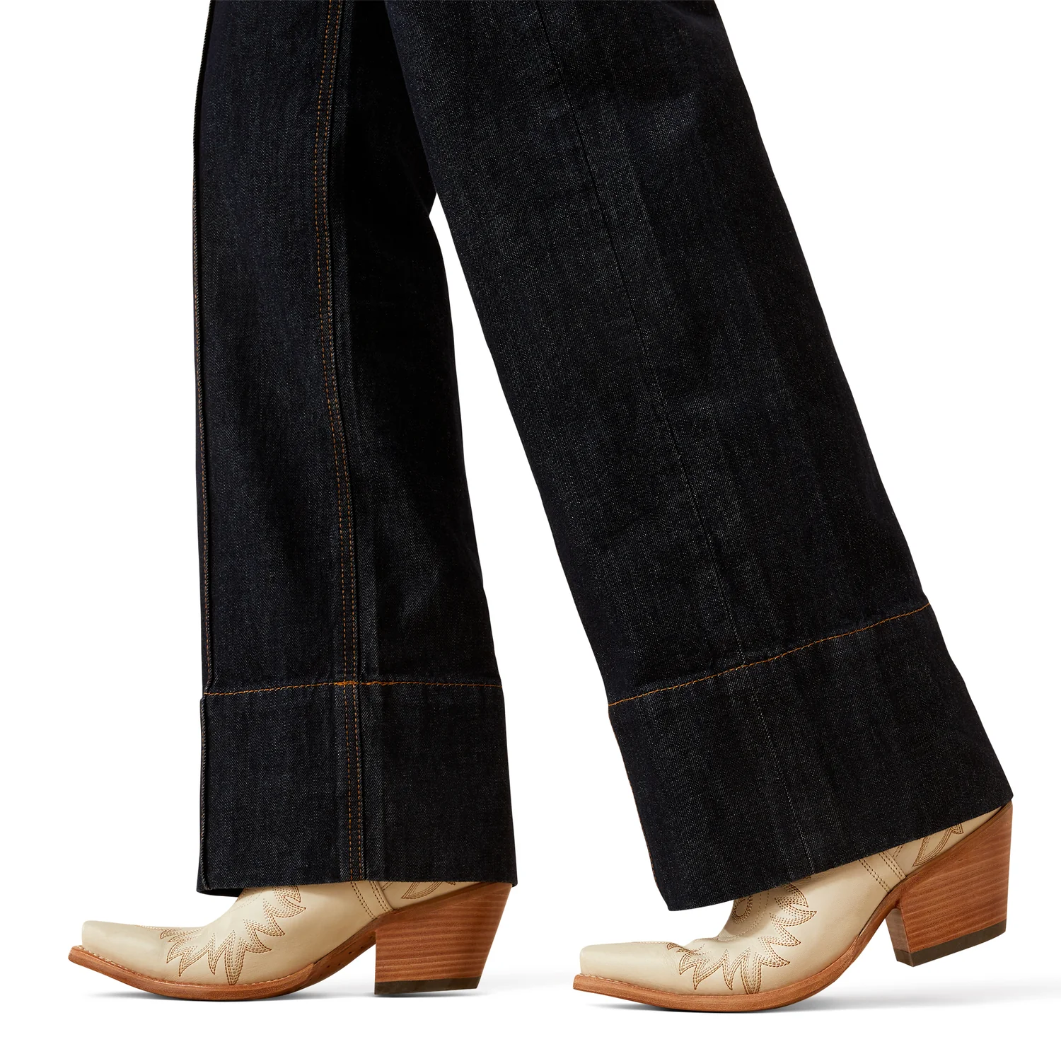 Ariat Women's Ultra High Rise Tomboy Wide Leg Jean - Western - Image 5