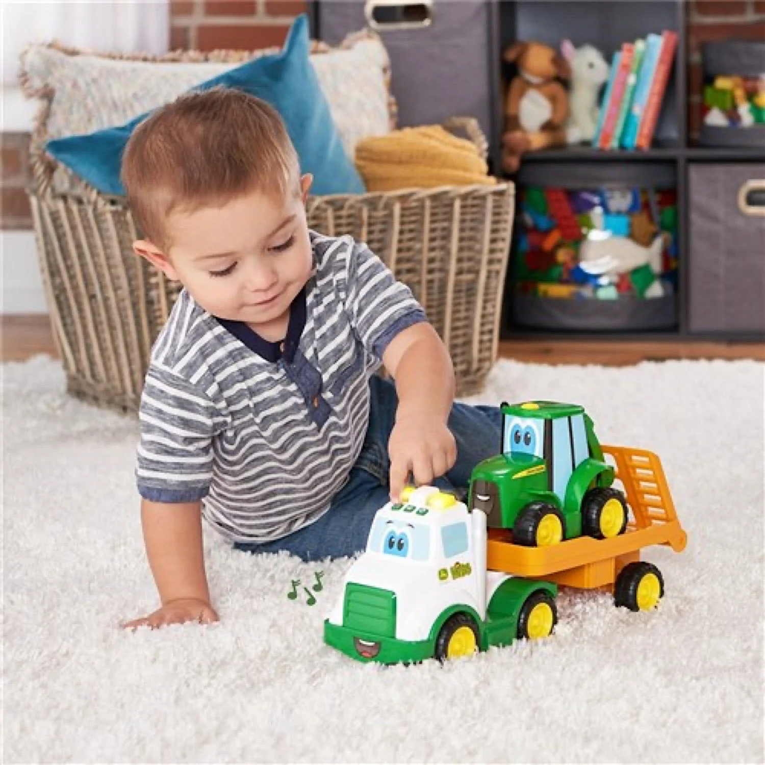 John Deere Farmin Friends Hauling Set (Lights & Sounds) - 18M - Image 3
