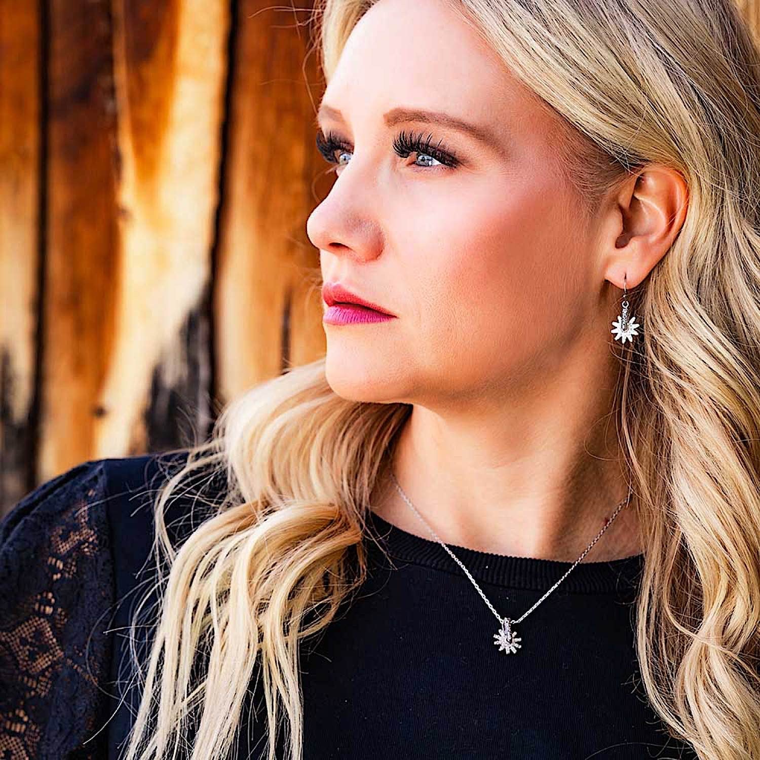 Montana Silversmiths Spur of the Moment Earrings - Image 2
