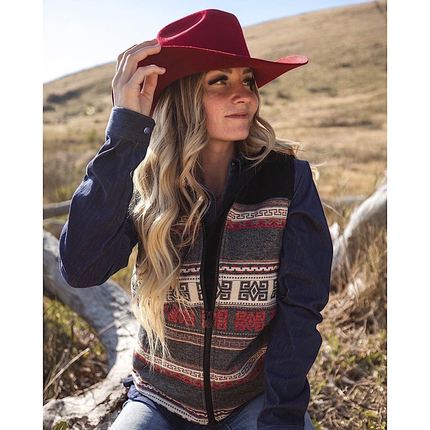 Outback Trading Women's Rory Vest - Red - Image 2