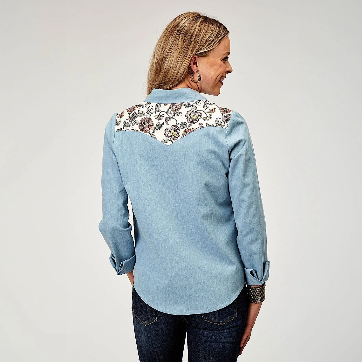 Roper Womens Studio West Collection L/S Shirt Solid Blue - Image 2