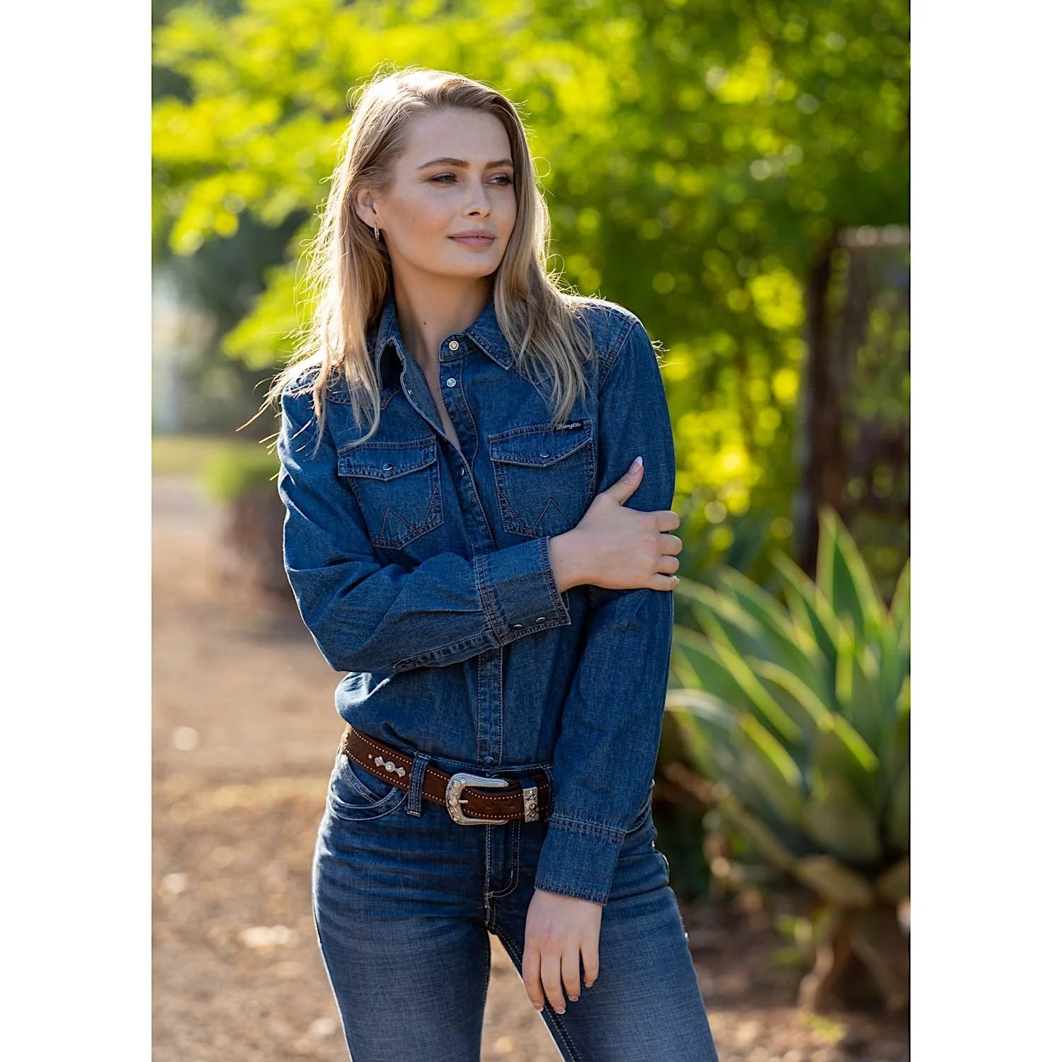 Wrangler Women's Jay Denim Western Shirt Denim - Image 4